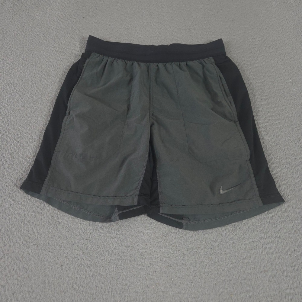 Nike Shorts Mens Small Charcoal Flex Yoga Training Dri-Fit Stretch Activewear